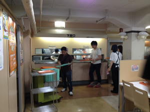 Seaparating Trash
